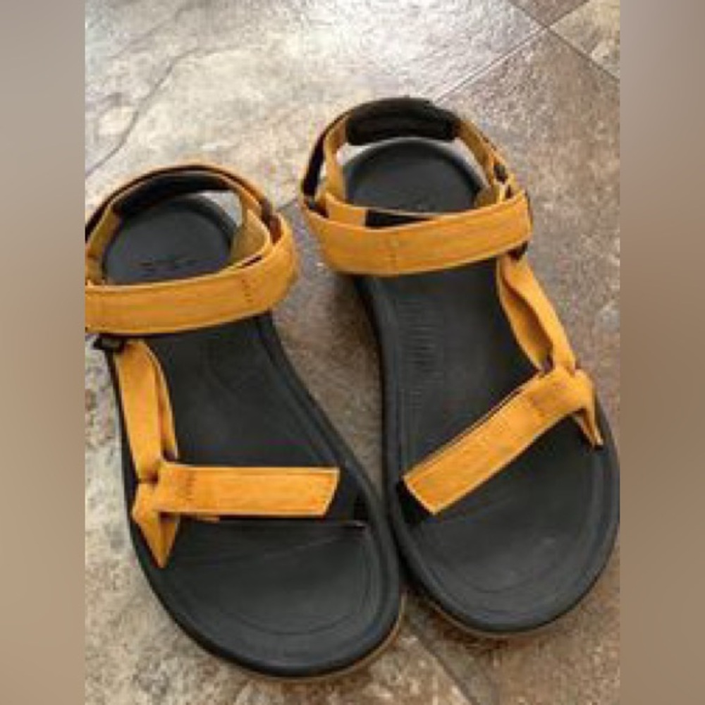 Teva Womens Sandals Size 10
